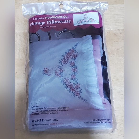 Fairway Needlecraft Co. Other - Fairway Needlecraft Vintage Embroidery Flower Lady Pillowcases